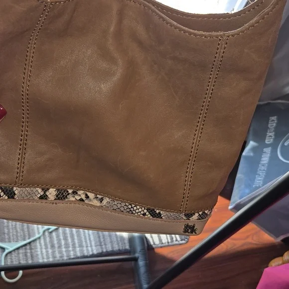 The Sack Shoulder Bag with snake skin print, EUC