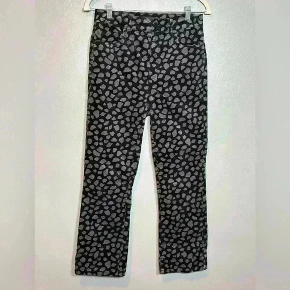 Ann Taylor Women's Five Pocket Kick Crop Pants Black Print‎ Design Size 2