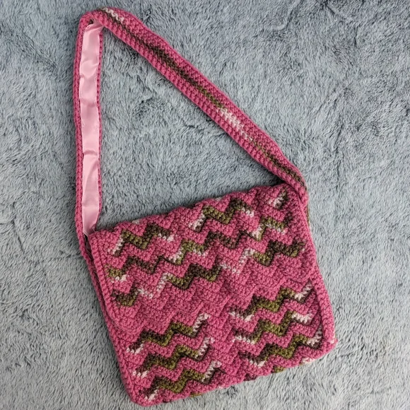 Handmade Crocheted Ripple Shoulder Bag Pink & Green‎