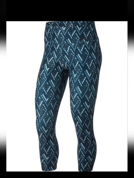 NIKE Dri Fit Power Legend Tight Fit Training Capri Tights