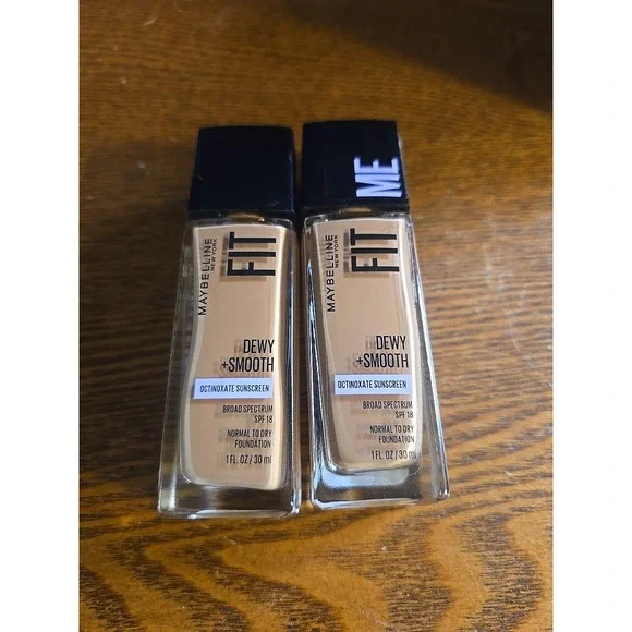 2-Maybelline Fit Me Dewy & Smooth Liquid Foundation 322 Warm Honey Normal To Dry