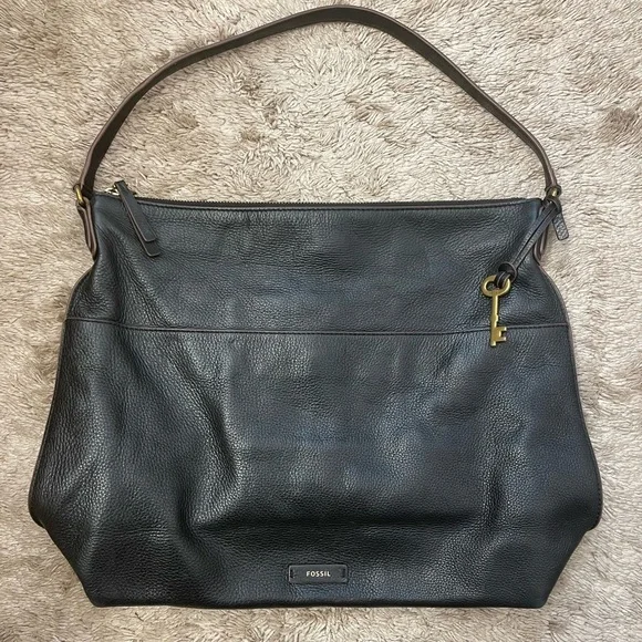 Fossil Black Leather Tote‎ with Key Charm