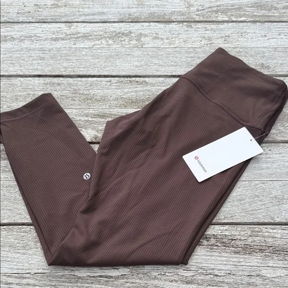 Lululemon Wunder Train Ribbed HR Tight 23