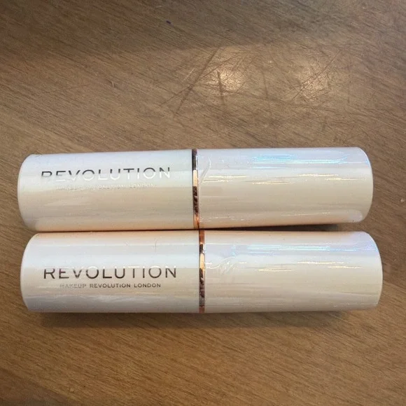 NEW Revolution Fast Base Stick Foundation F4 Makeup Revolution LOT OF 2
