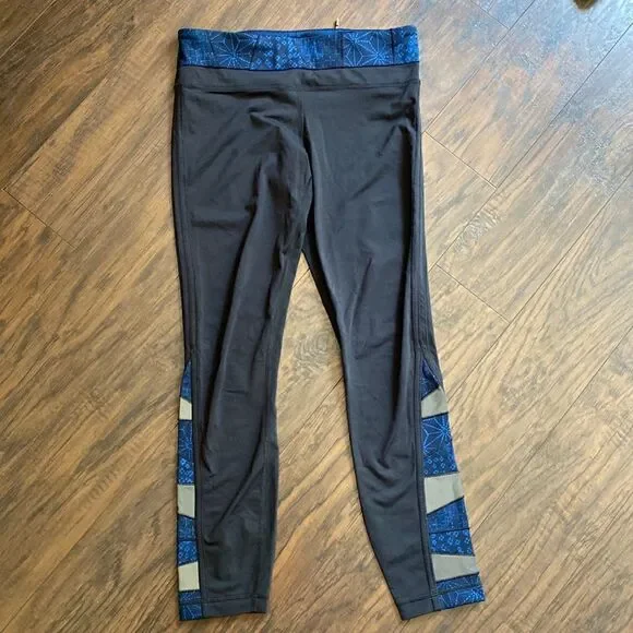 Lululemon Black with Blue accents Leggings - Size 6