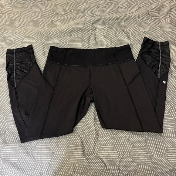 Lululemon Black Speed Tight Leggings Ruffle / Rouching