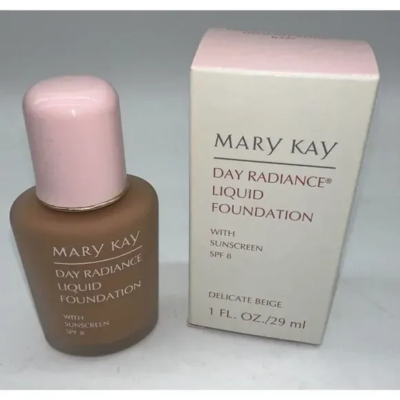 Mary Kay Day Radiance‎ Liquid Foundation Delicate Beige #6327 New Old Stock