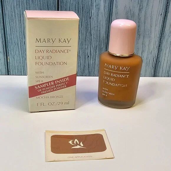 Mary Kay‎ Day Radiance Liquid Foundation - Mocha Bronze #5858 - NIB Old Stock