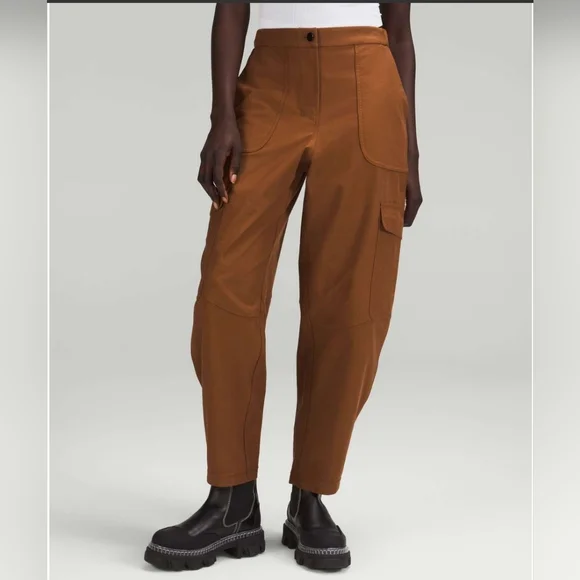 Lululemon Light Utilitech Cargo Pocket High-Rise Pant