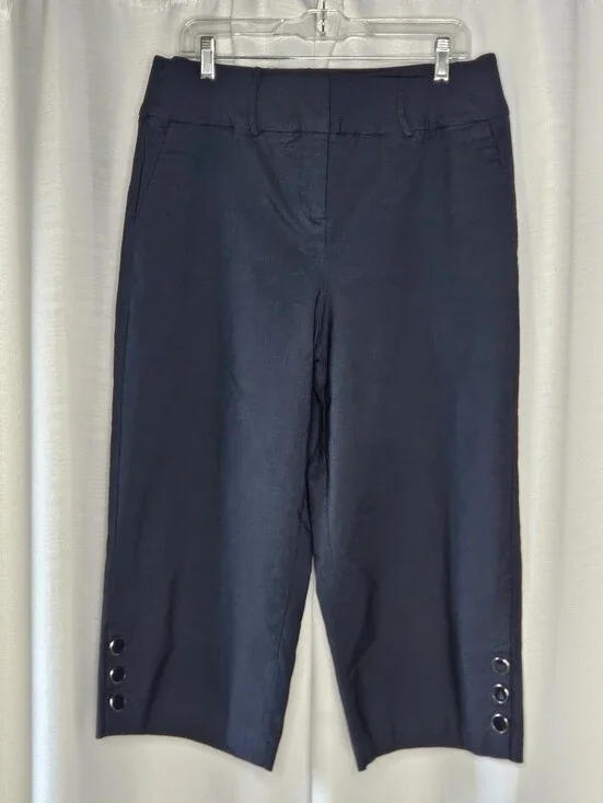 Lane Bryant navy capri trouser leg pants with 3 button detail at hem. size 14R