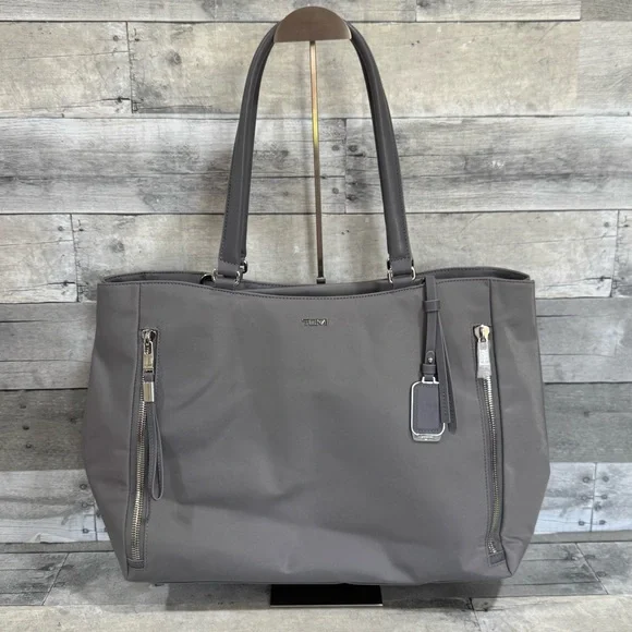 TUMI VOYAGEUR Large Valetta Tote in Fog NEW WITHOUT TAG