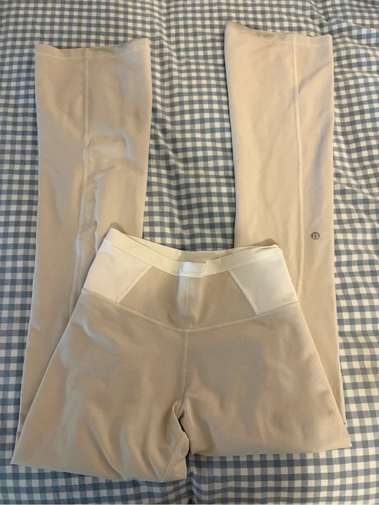 Lululemon Light Beige High-Rise Leggings