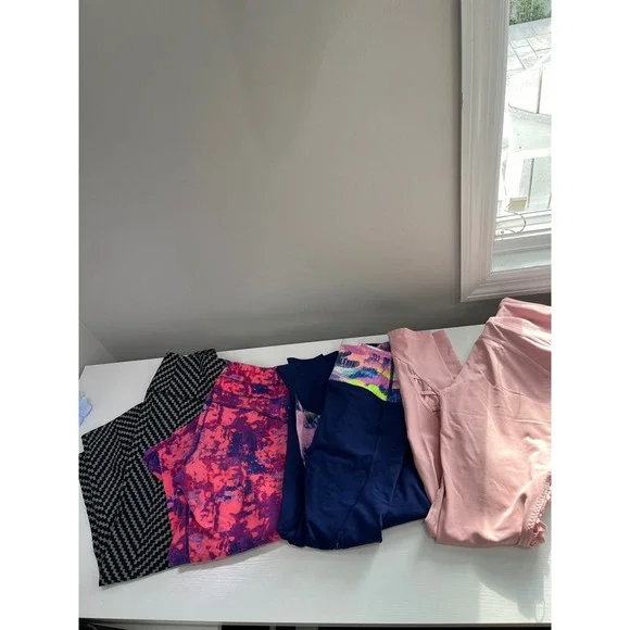 Womens Leggings Bundle Nike Victoria Secret VSX Tek Gear Size S XS 4 Pairs