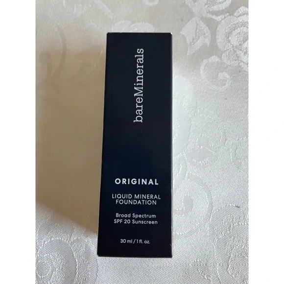 New bareMinerals ORIGINAL Liquid Mineral Foundation SPF 20 Sunscreen Light o8