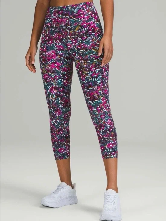 Lululemon Base Pace High-Rise Crop leggings 23