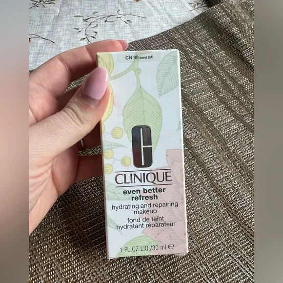 New! Clinique Even Better SPF 15 Makeup Cream Foundation CN 90 Sand