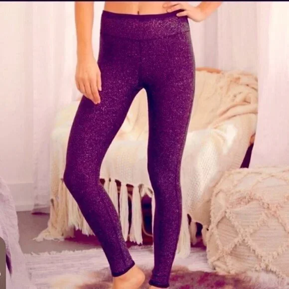 Aerie Chill Play Move Sparkle GlitteryThermal Burgundy Cozy Holiday Leggings S