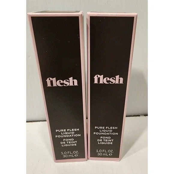Revlon Flesh- Pure Flesh Liquid Foundation 16 Apple Strudel - Warm Yellow (2)