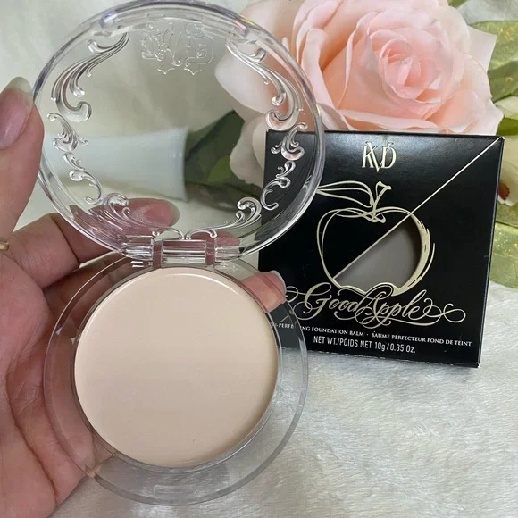 Good Apple Skin-Perfecting Foundation Balm - Cream COLOR LIGHT 002