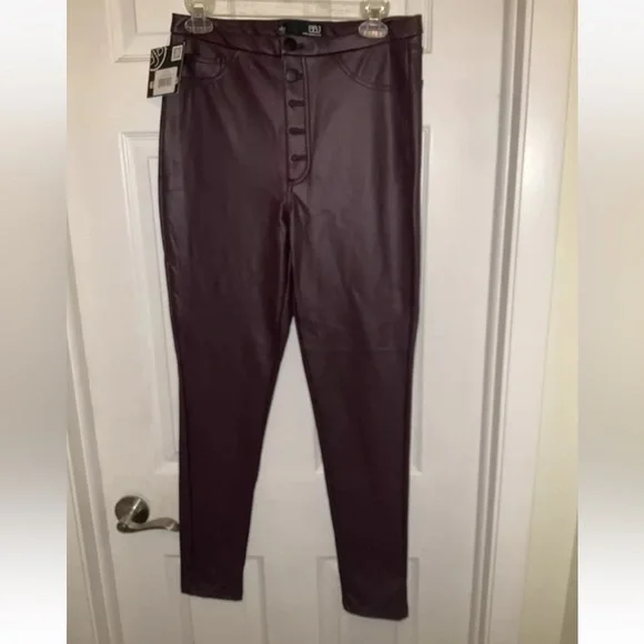 BBJ Los Angeles Faux Leather Stretch Skinny Jegging Pants‎ Burgundy Size Large