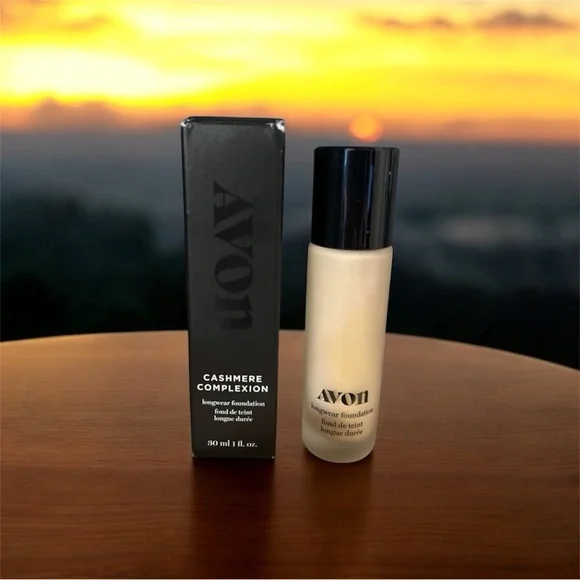 ⭐️ Cashmere Complexion Foundation | Cannoli