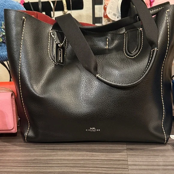 Coach Derby Tote 58660 – Black Pebbled Leather with Red Interior ❤️