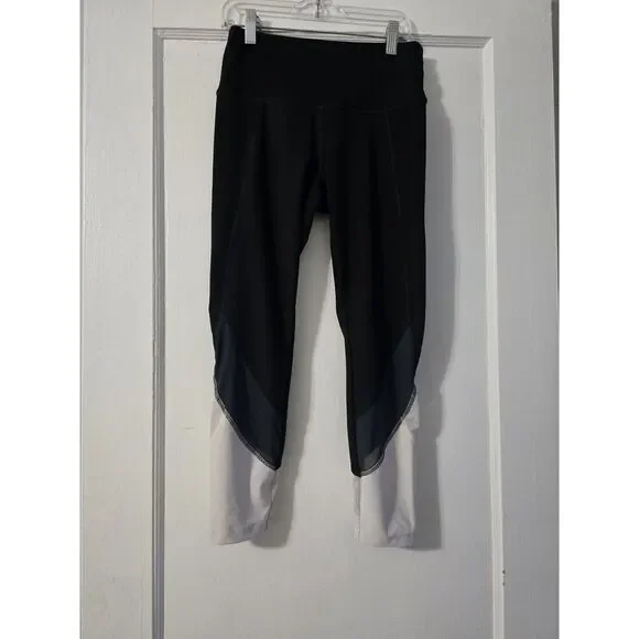 VOGO ATHLETICA Black White Gray YOGA Mesh RUNNING Small‎