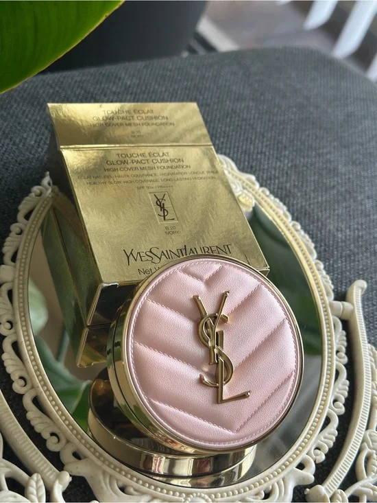 NEW YSL TOUCHE ÉCLAT GLOW-PACT CUSHION B20-Ivory