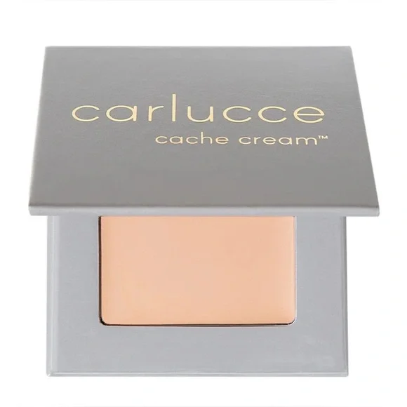 Cache Cream Foundation Tan
