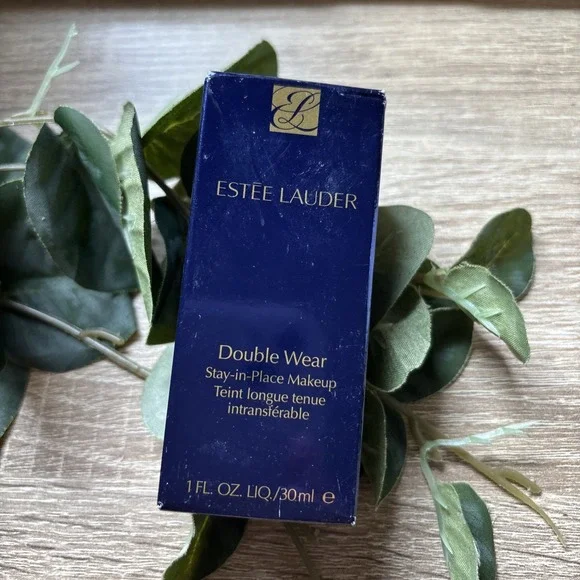 New Estee lauder Foundation Double Wear stay in place 6N2 Truffle 1oz NIB