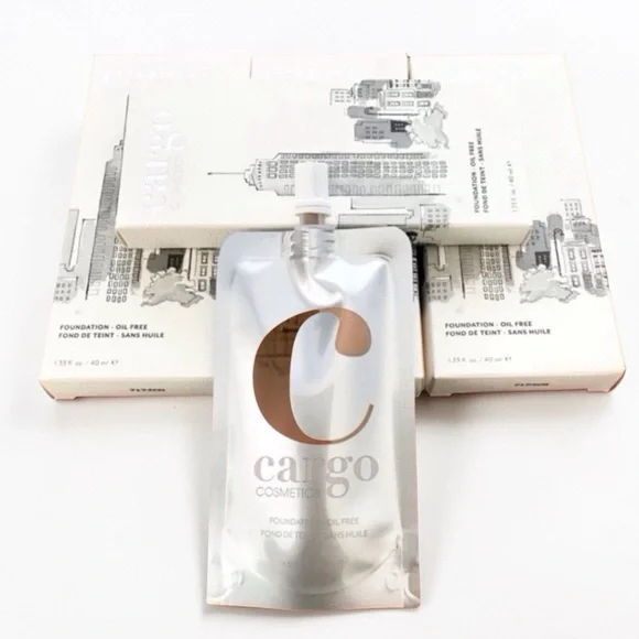 🆕5 Boxes- CARGO Oil Free Foundation