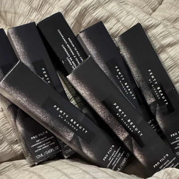 Fenty Beauty Pro Filt'r Soft Matte Longwear Foundation Mini 0.40oz NIB PICK ONE