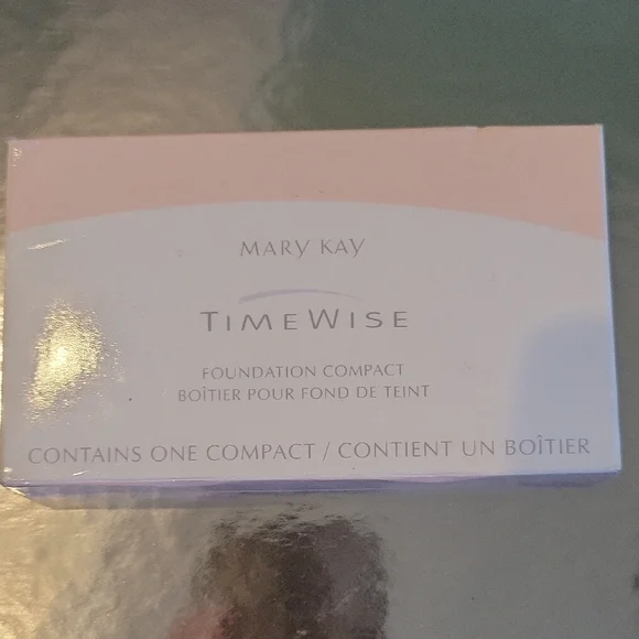 Mary Kay TimeWise Foundation Compact - Cream