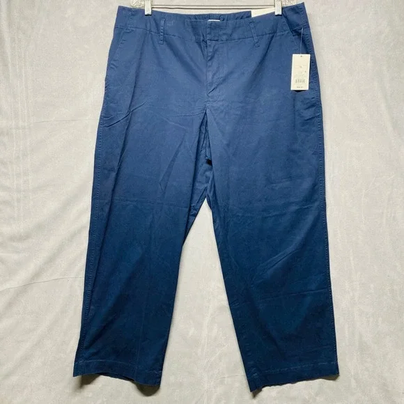 A New Day Women's Navy Straight High Rise Cropped Pants‎ Size 16 R Stretch