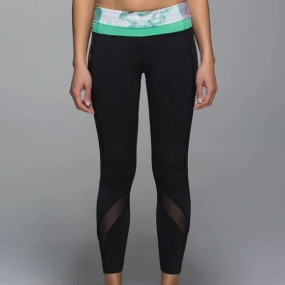 Lululemon Inspire Tight II (Mesh) Black / Blushed Illusion Multi / Menthol sz 4