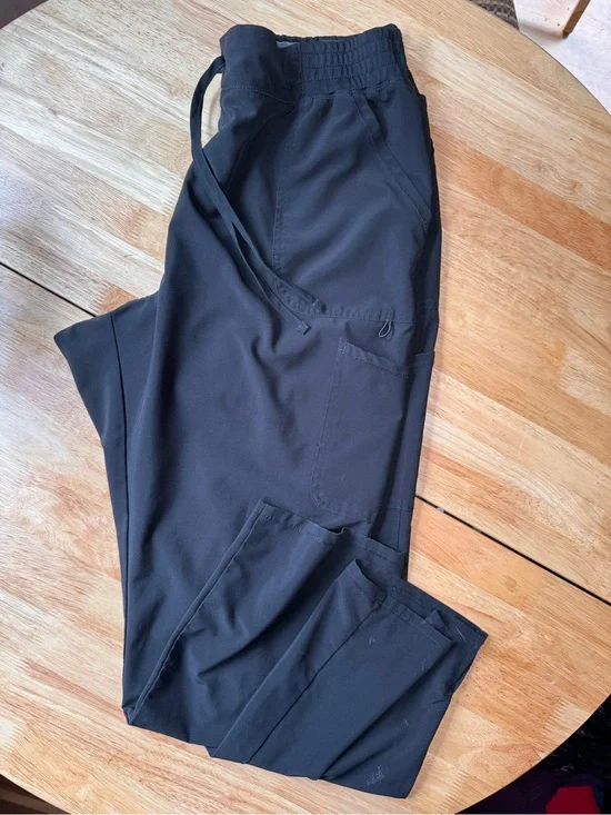 Scrubstar Black Elastic-Waist Utility Joggers with Cargo Pocket