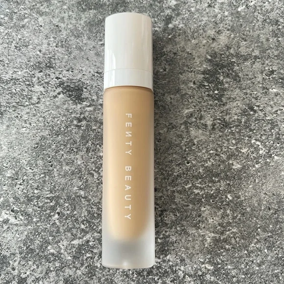Fenty 290 Prp Filt’r Soft Matte Longwear Foundation