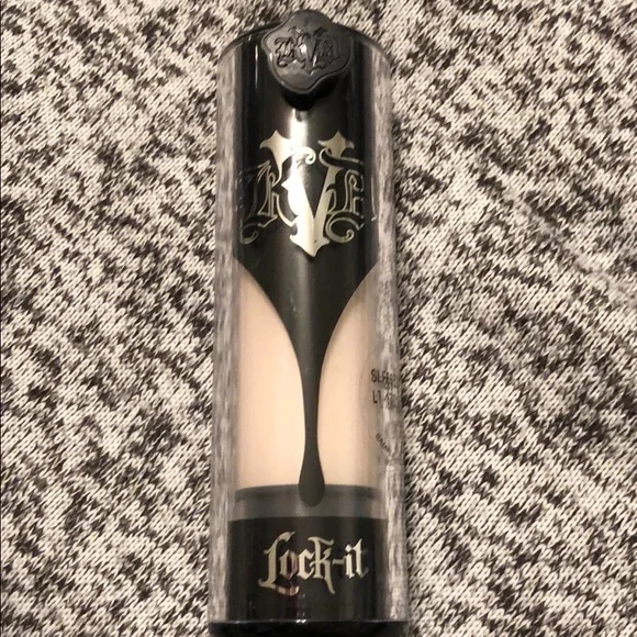 Kat Von D Light 40 Neutral Lock It Foundation