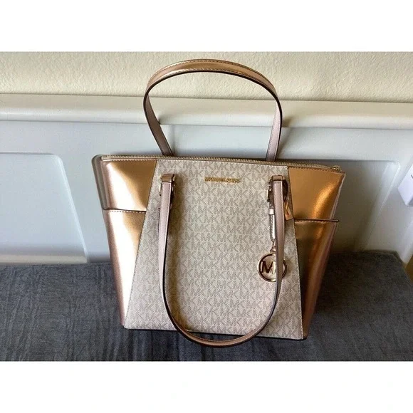 Michael Kors Charlotte Tote NWT‎ Rose Gold Signature Satchel Bag Purse