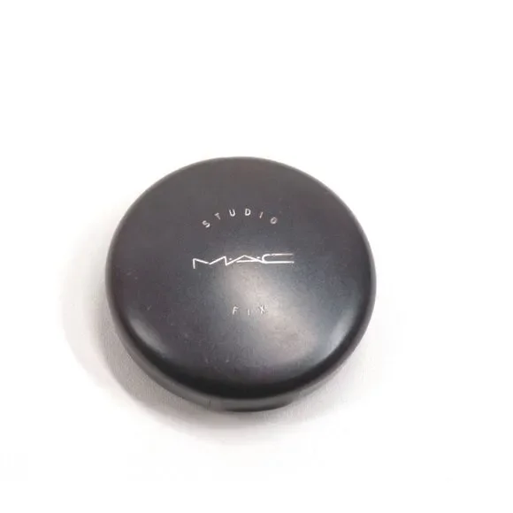 MAC Studio Fix Powder Plus Foundation NW35 ~ Tawny Beige Medium Neutral
