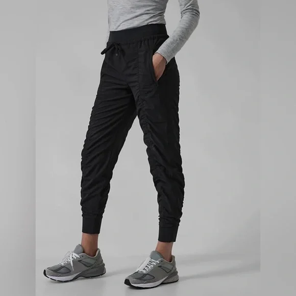 Athleta Attitude Lined Pant - Size 0