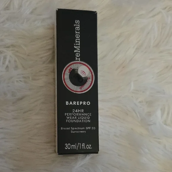 New bareMinerals Black Suncare Grooming Essential