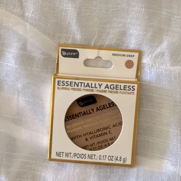 b.pure Essentially Ageless Blurring Pressed Powder