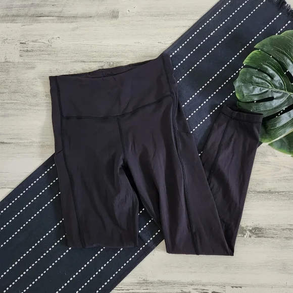 Athleta Ultimate Stash Pocket 7/8 Tight Leggings Black Size XS