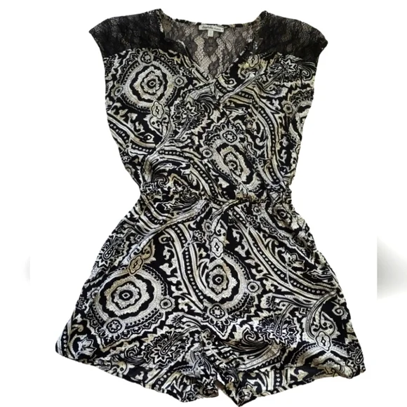 Charlotte Russe Romper Size Small Brand New