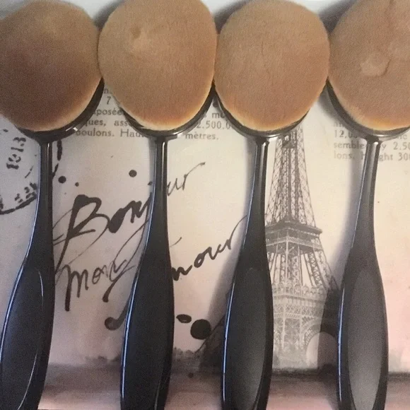 ✅ Best foundation brush ever invented 3rd restock