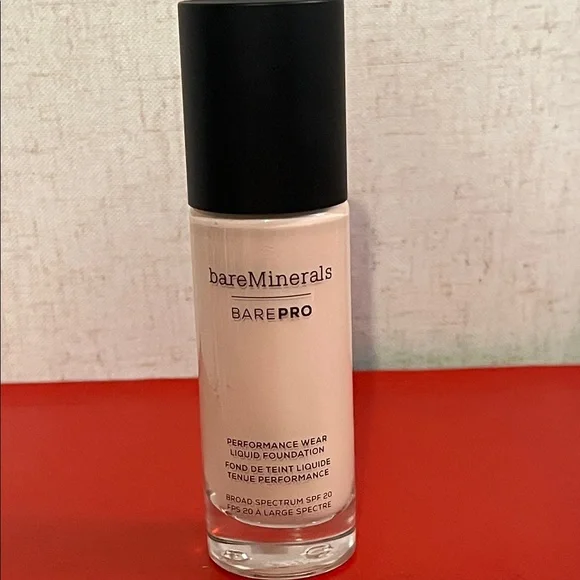 bareMinerals BAREPRO Liquid Foundation - Porcelain 0.5 30ml