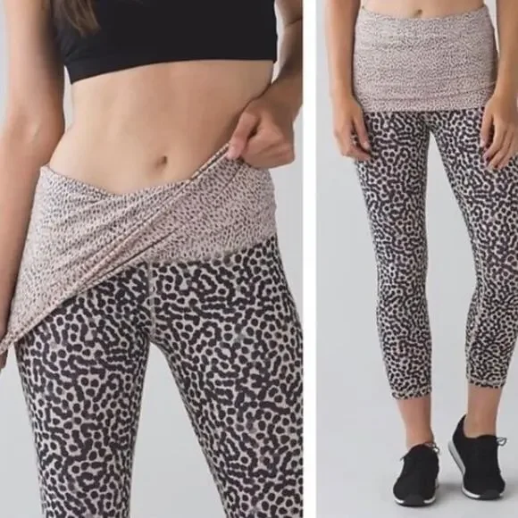 Lululemon Dance Roll Down Ace Spot Grain Wunder Under.