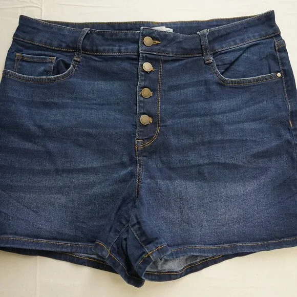 Nine West Women's Jean Shorts, Size 16