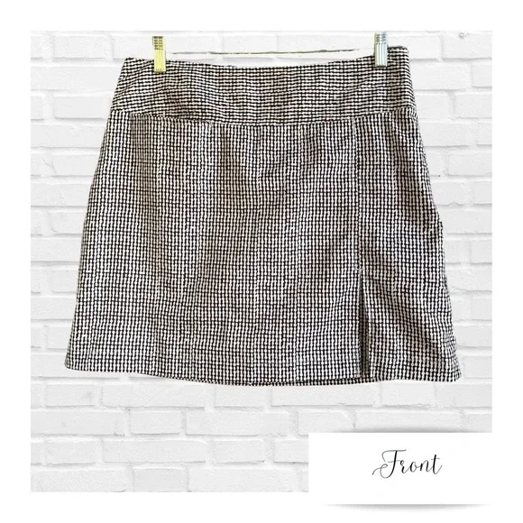 IZOD XFG Stretch Quick Dry Golf Skort Brown and White Dotted Pattern Women’s s…